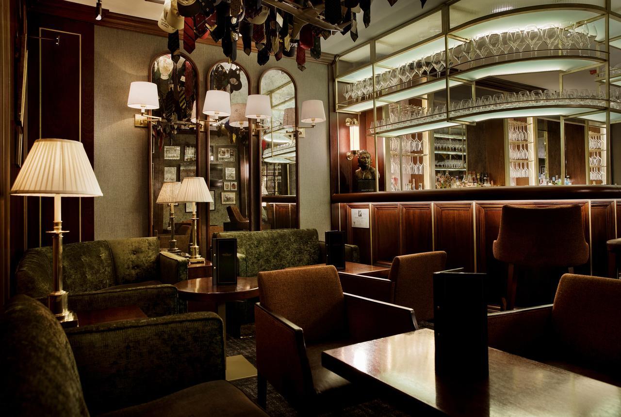 โรงแรมเดอะ สแตฟฟอร์ด ลอนดอน ภายนอก รูปภาพ Interior of the bar