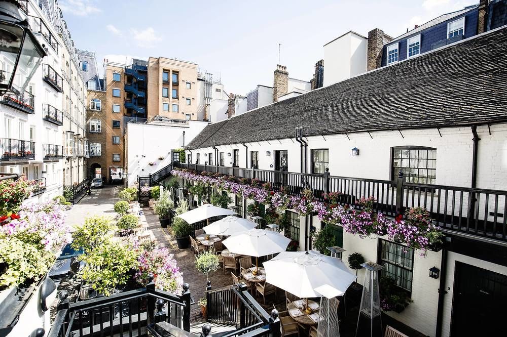 โรงแรมเดอะ สแตฟฟอร์ด ลอนดอน ภายนอก รูปภาพ The courtyard at the Swan Inn